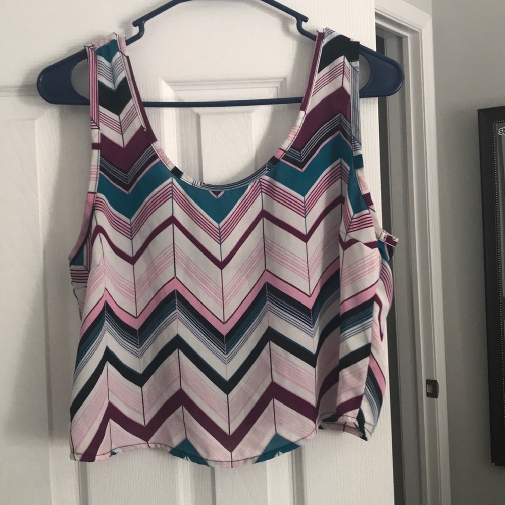 Crop top